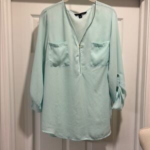 Light Aqua/Sea Foam green Zipper Split-Neck Tunic Blouse